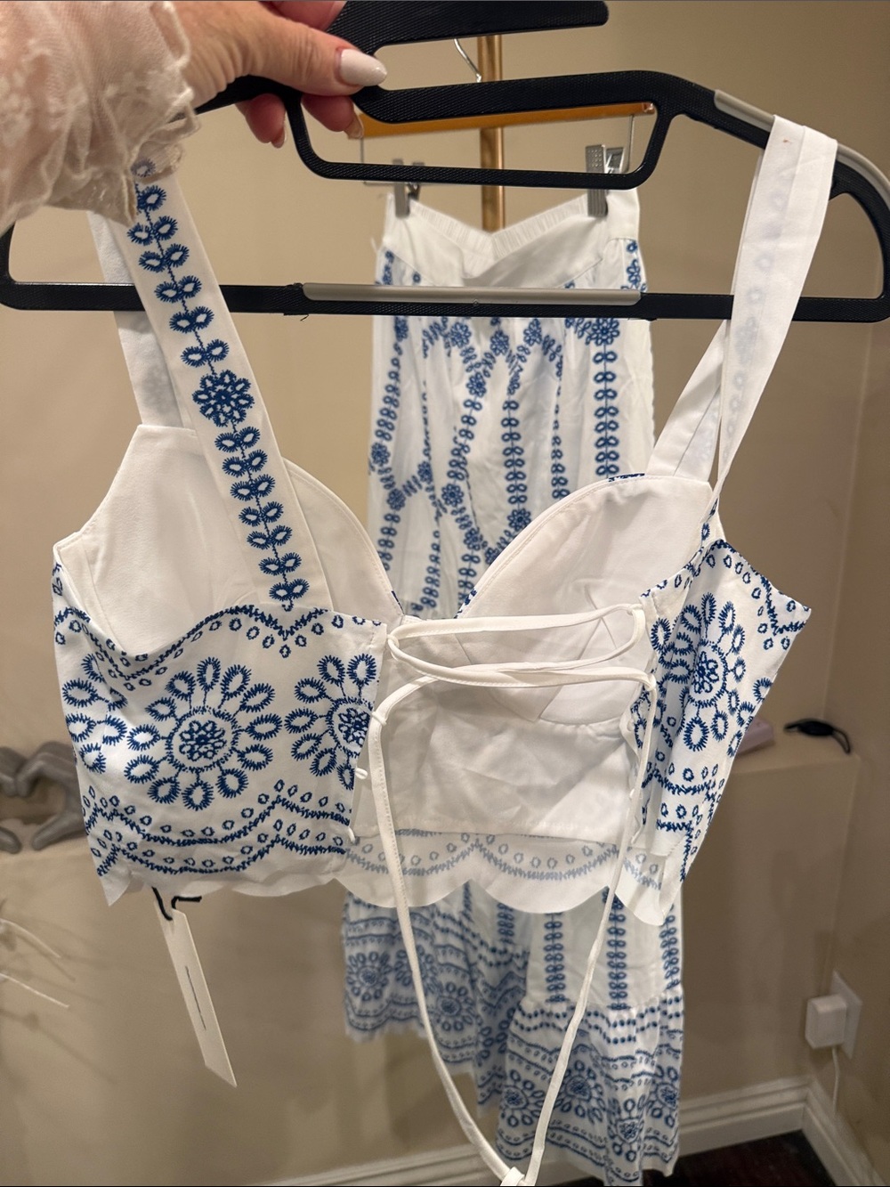 Commense White Maxi Skirt with top set - Picture 4 of 6